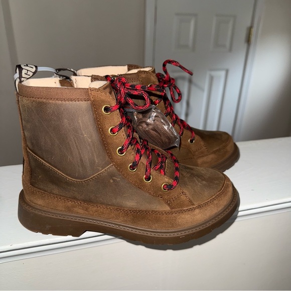Ugg boys Robley Weather boots size 4 - Picture 3 of 9